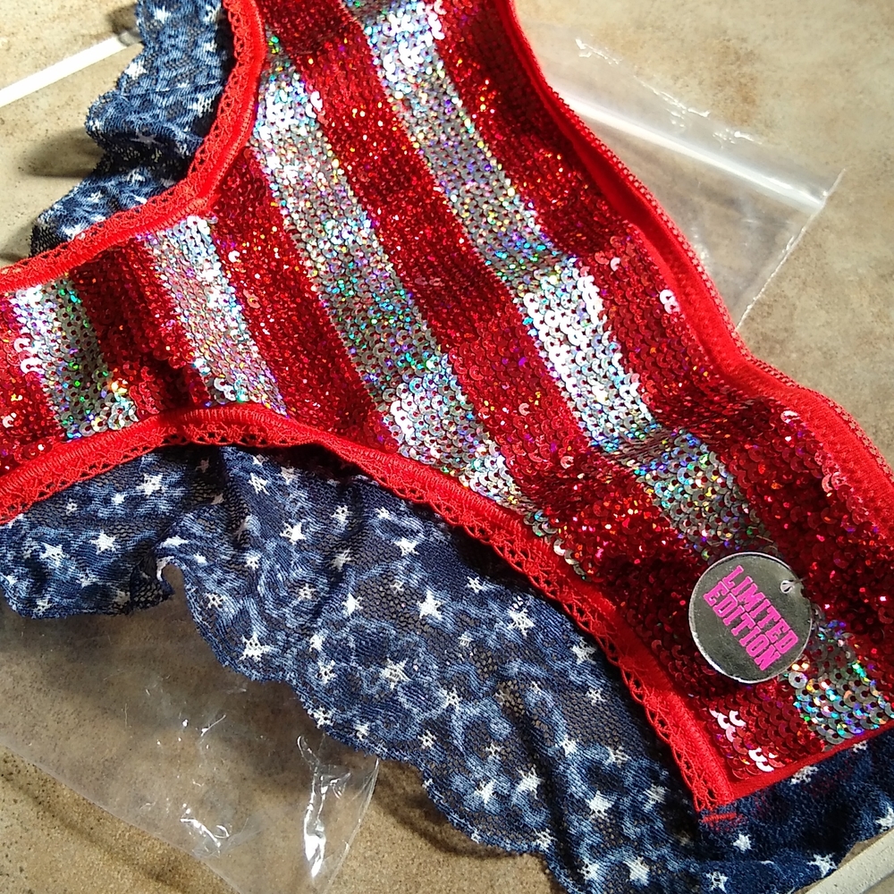 NWT American flag Sequined VS PINK cheeky